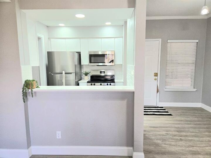 Property Photo: 5325 Bent Tree Forest Drive 1129 TX 75248