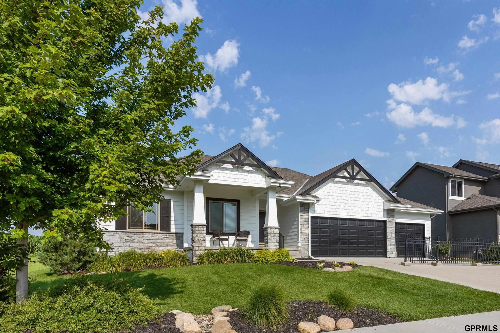 Property Photo:  6702 S 200 Avenue  NE 68135 