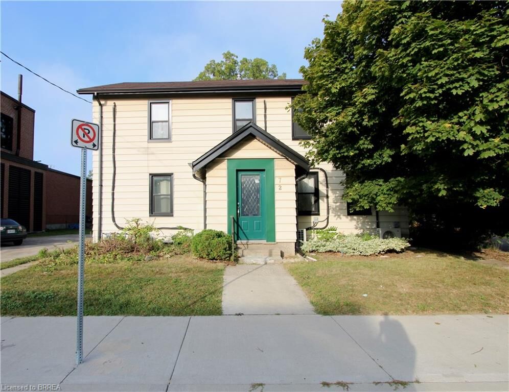 Property Photo:  72 Kent Street N 4  ON N3Y 3S4 