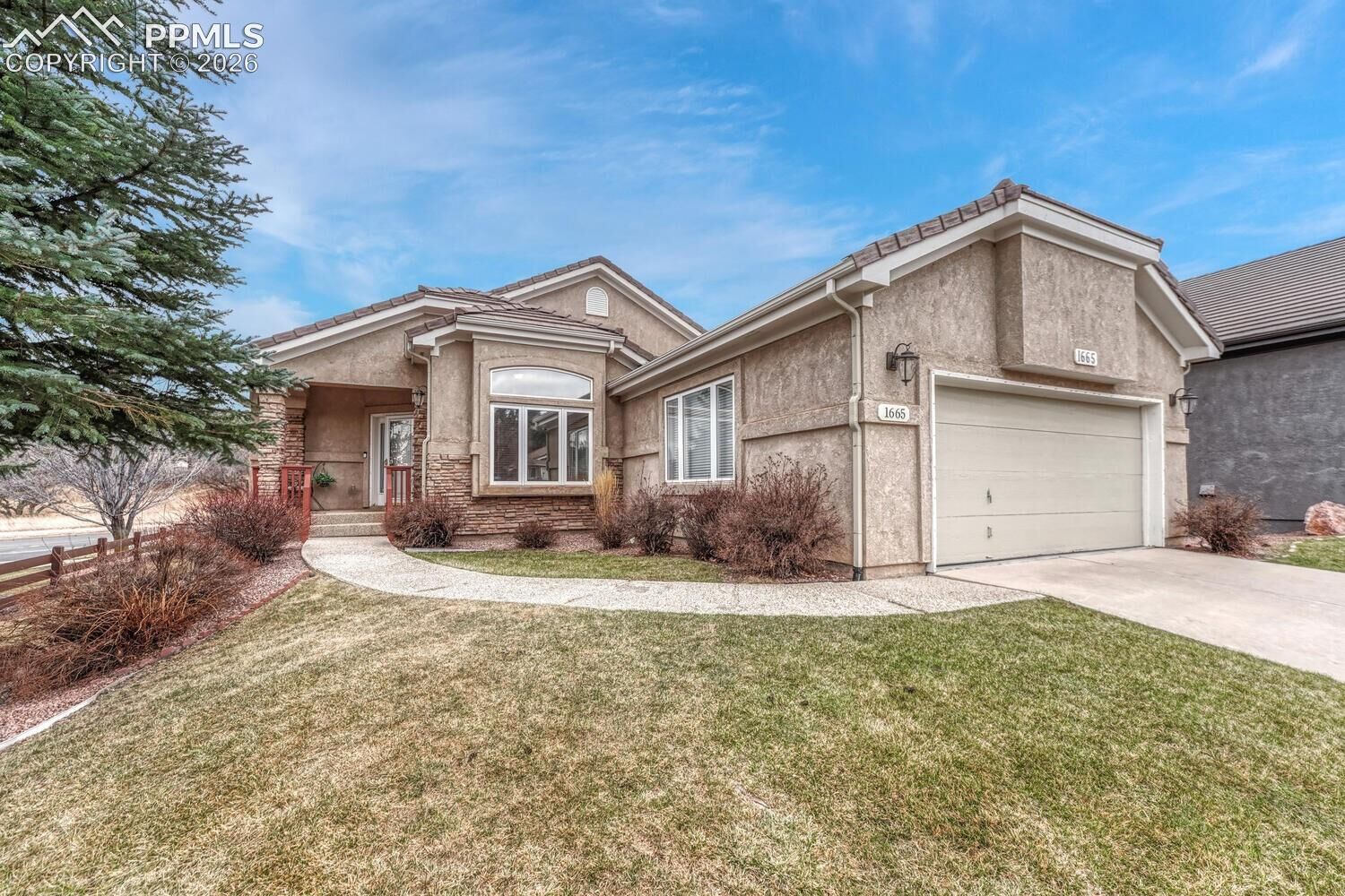 Property Photo:  1665 Doe Run Point  CO 80919 