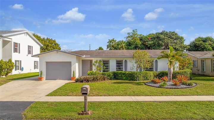 Property Photo:  140 SW 126th Avenue  FL 33325 