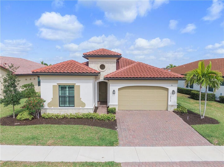 Property Photo:  11835 S Baypoint Circle  FL 33076 
