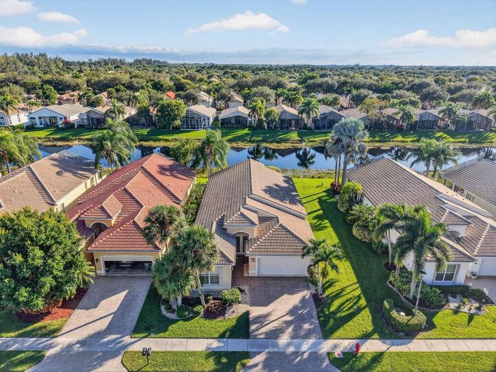 Property Photo:  8216 Abalone Point Boulevard  FL 33467 