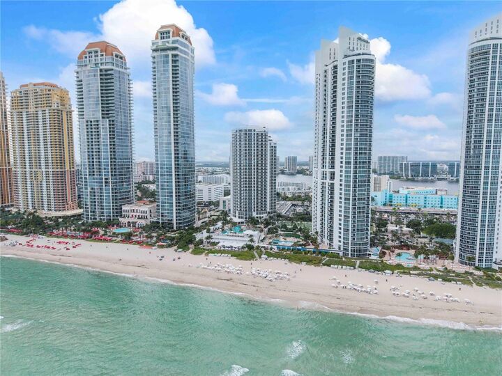 Property Photo:  18001 Collins Avenue 2806  FL 33160 