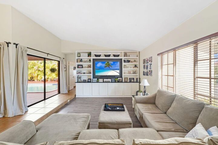 Property Photo:  18910 W Oakmont  FL 33015 