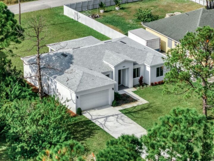 Property Photo:  9007 Placid Lakes Boulevard  FL 33852 