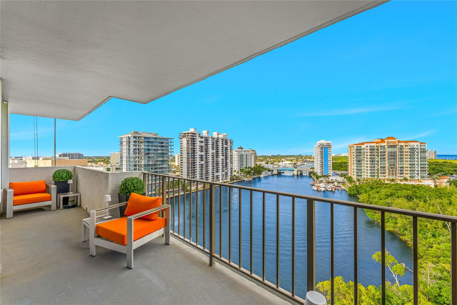 Property Photo: 777 Bayshore Drive 1501 FL 33304