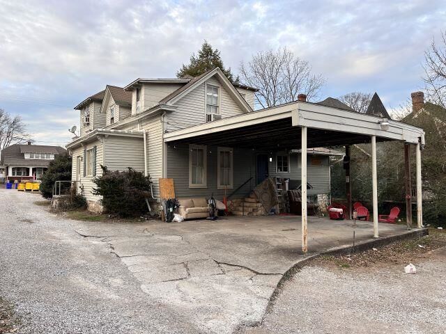 Property Photo:  1322 College Street  KY 42101 