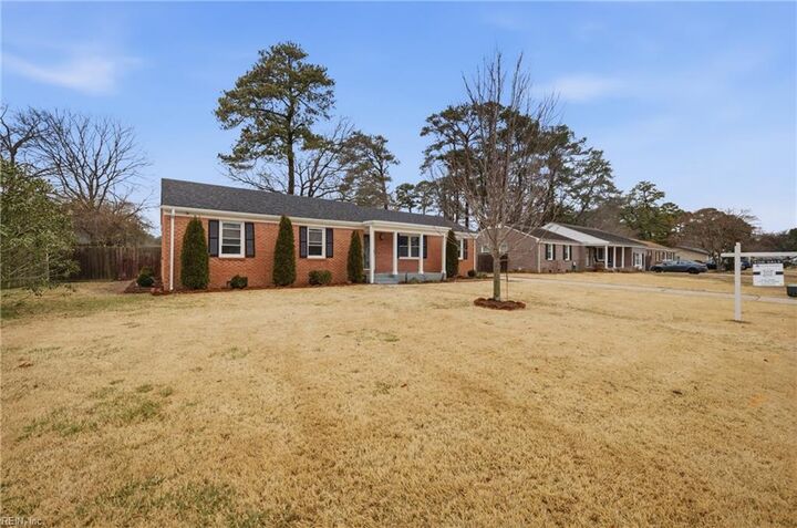 Property Photo:  3710 Burr Ln  VA 23703 