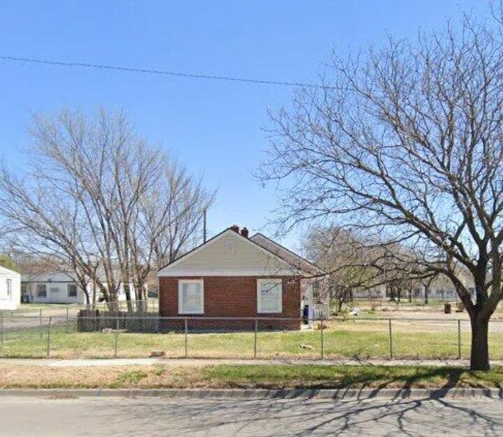 Property Photo:  846 N Oliver Ave  KS 67208 