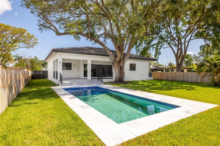 Property Photo:  1030 NE 121st St  FL 33161 