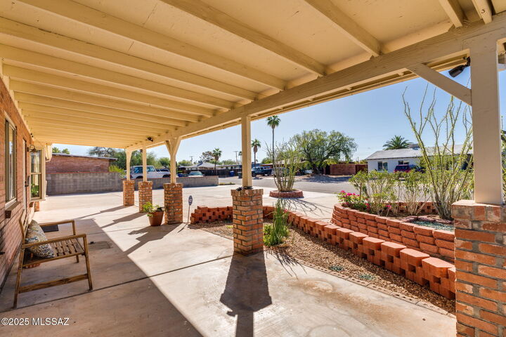 Property Photo:  5741 E 33rd Street  AZ 85711 