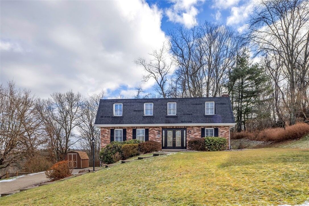 Property Photo:  1782 Mountainview Drive  PA 15146 
