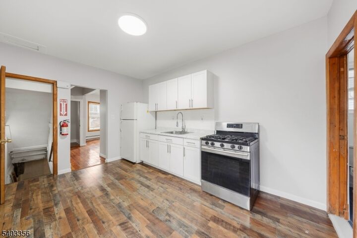 Property Photo:  207 W Grand St  NJ 07202 