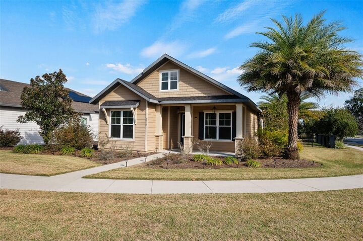 Property Photo: 2779 SW 121st Way FL 32608