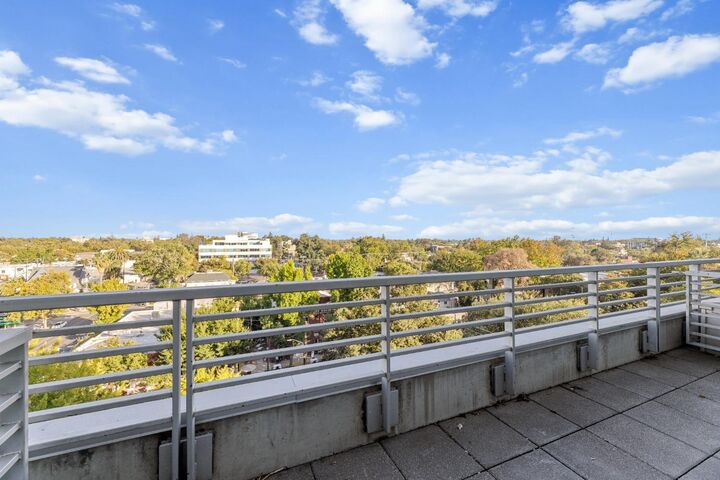 Property Photo: 1818 L Street 807 CA 95811