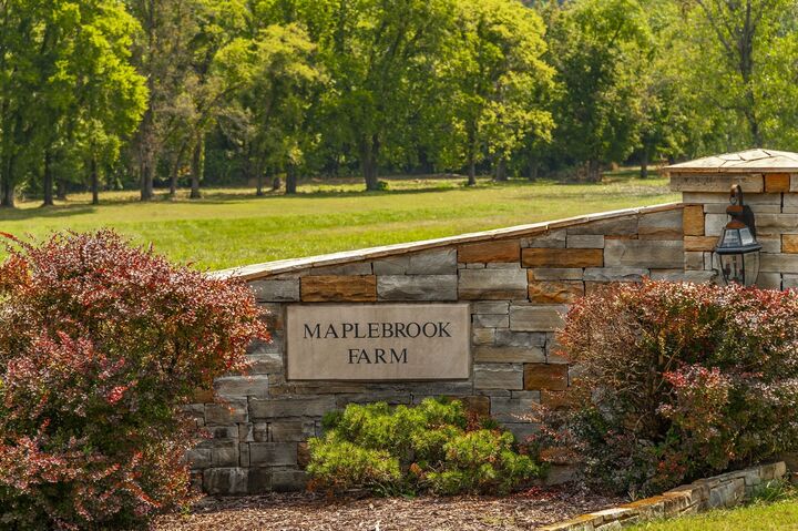 Property Photo:  755 Long Hollow Pike  TN 37072 