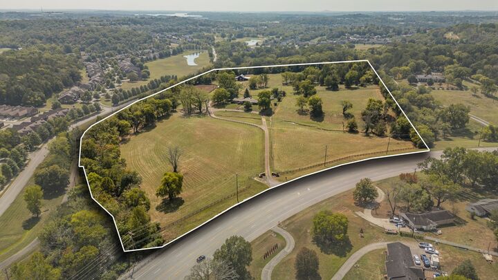 Property Photo:  755 Long Hollow Pike  TN 37072 