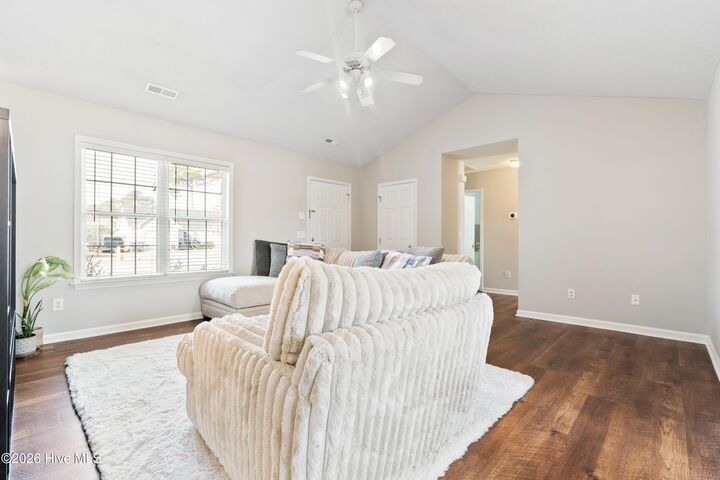 Property Photo:  816 Plainfield Court  NC 28411 