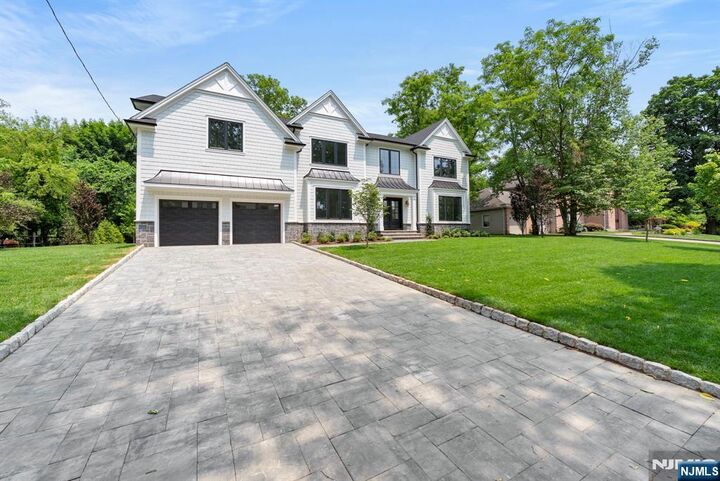 Property Photo:  22 Northwood  NJ 07627 