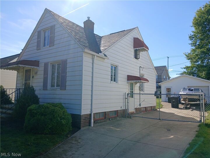 Property Photo: 7101 Southfield Avenue OH 44144