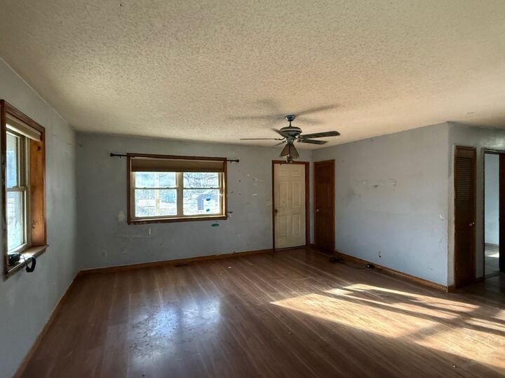 Property Photo:  503 Madison Street  AR 72740 