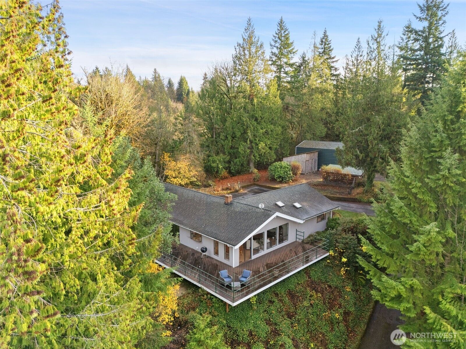 Property Photo:  401 E Cove View Road  WA 98528 