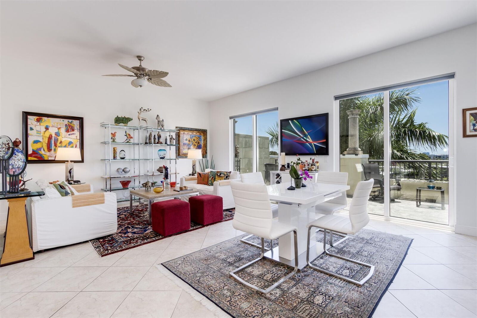 Property Photo: 2631 NE 14th Avenue 405 FL 33334