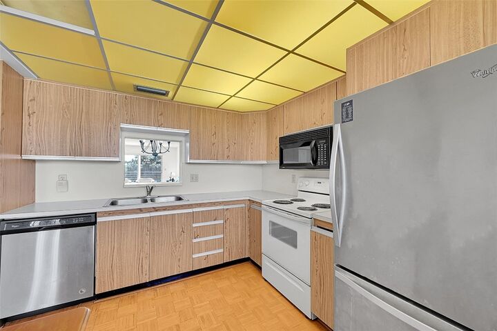 Property Photo: 3203 Portofino Point M4 FL 33066