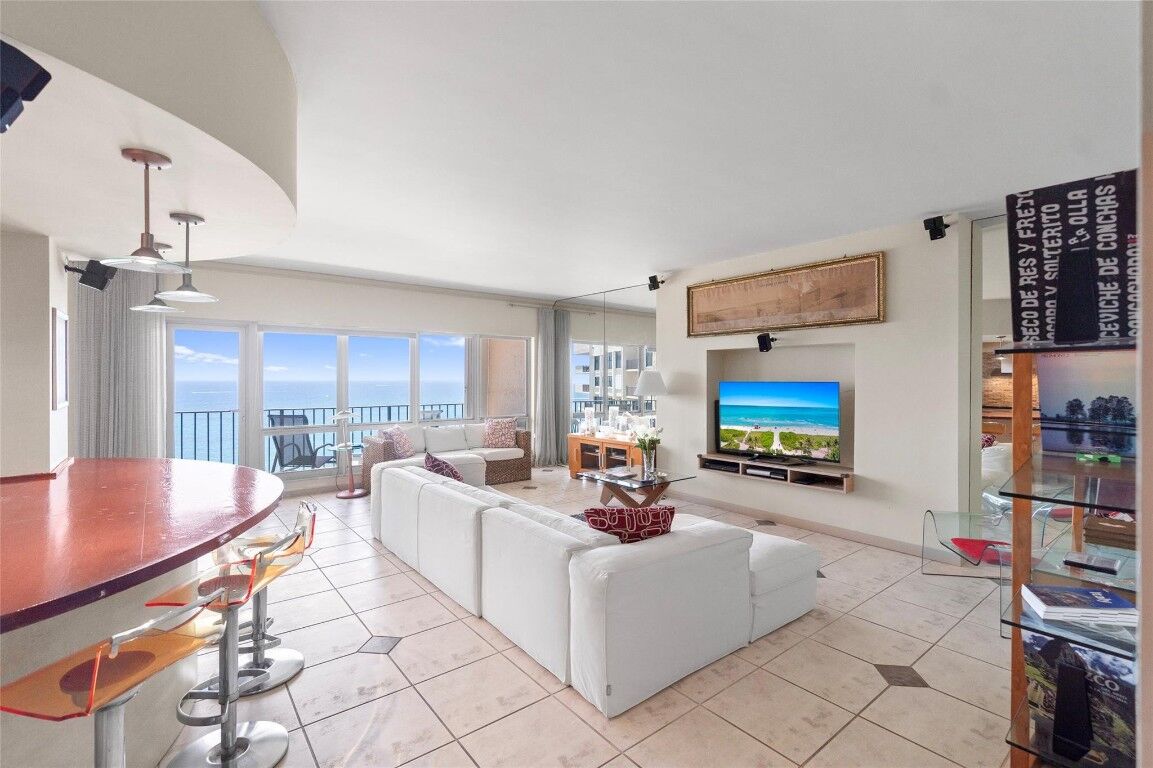 Property Photo:  4900 N Ocean Boulevard 1613  FL 33308 