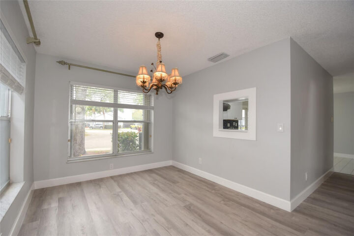 Property Photo:  4801 Grapevine Way 4801  FL 33331 