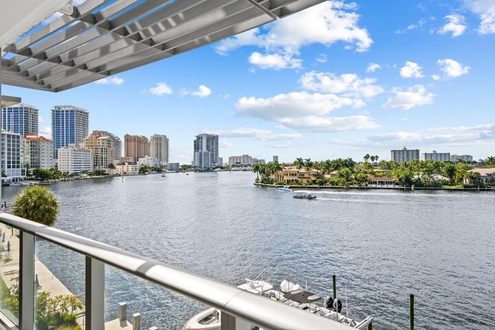 Property Photo:  435 Bayshore Drive 302  FL 33304 