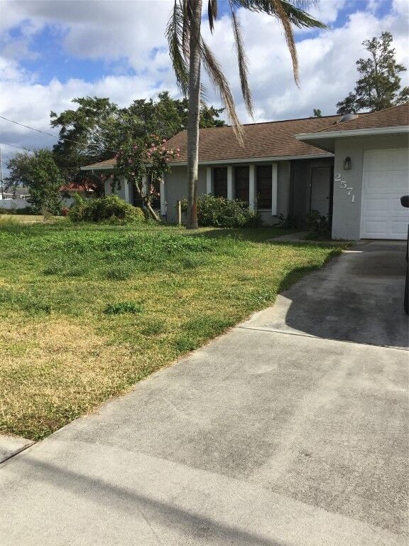 Property Photo:  2571 SE Westmoreland Boulevard  FL 34952 