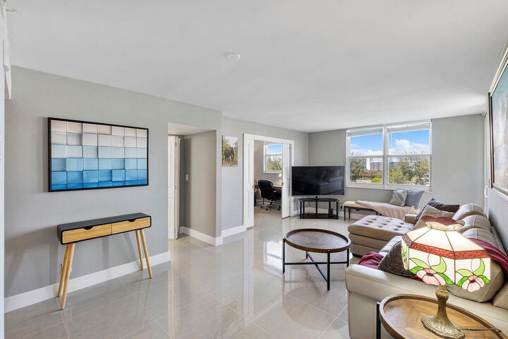 Property Photo:  1505 N Riverside Drive 605  FL 33062 