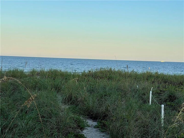 Property Photo: 4564 El Mar Drive 5 FL 33308