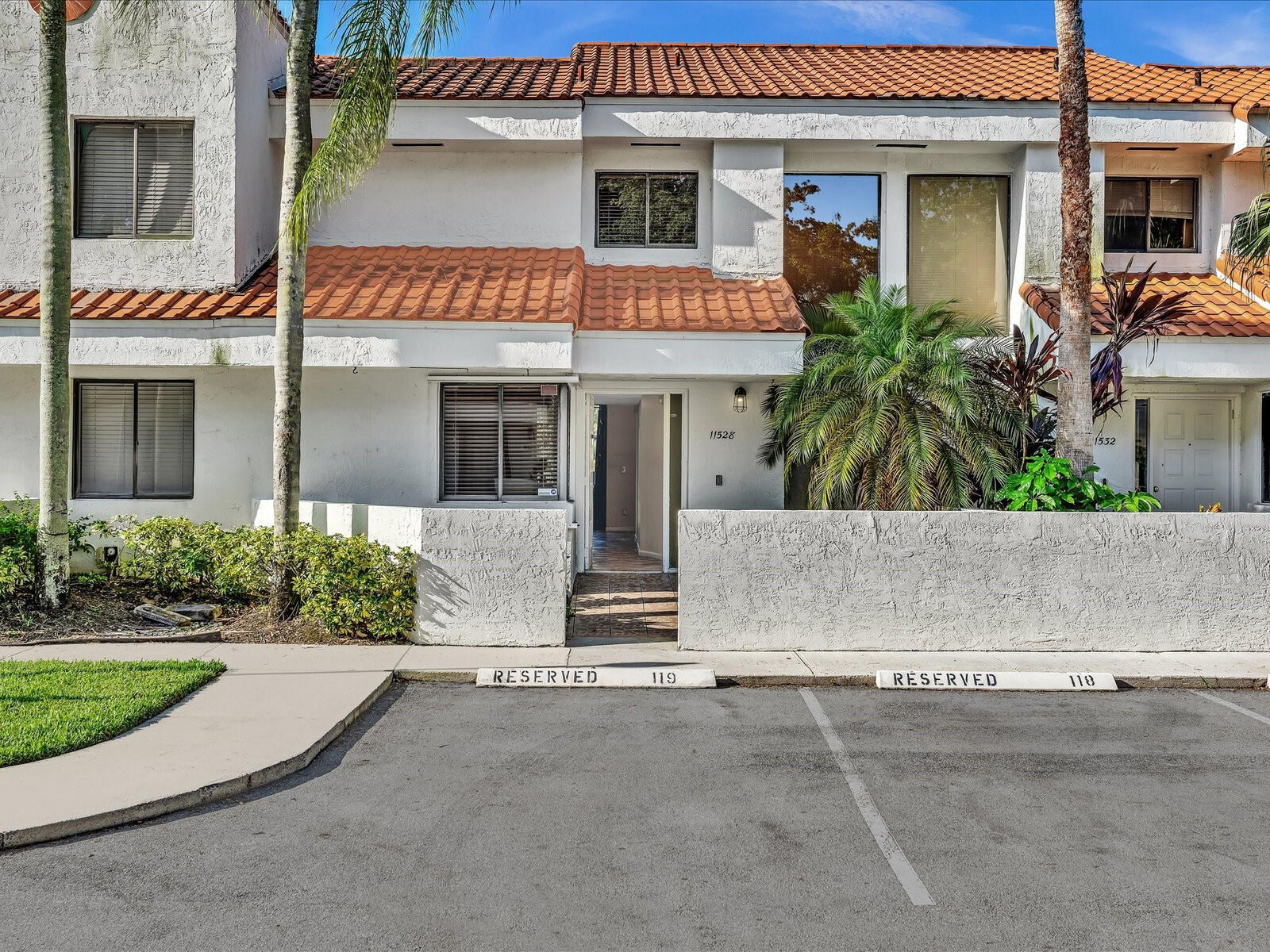 Property Photo: 11528 Terra Bella Boulevard FL 33325