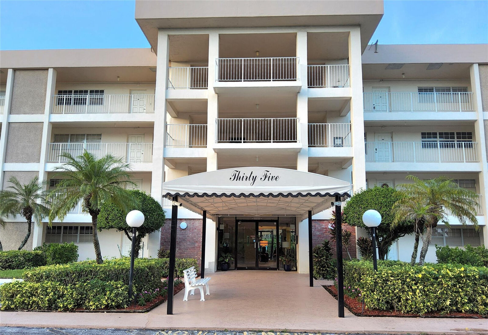 Property Photo:  3151 S Palm Aire Drive 107  FL 33069 