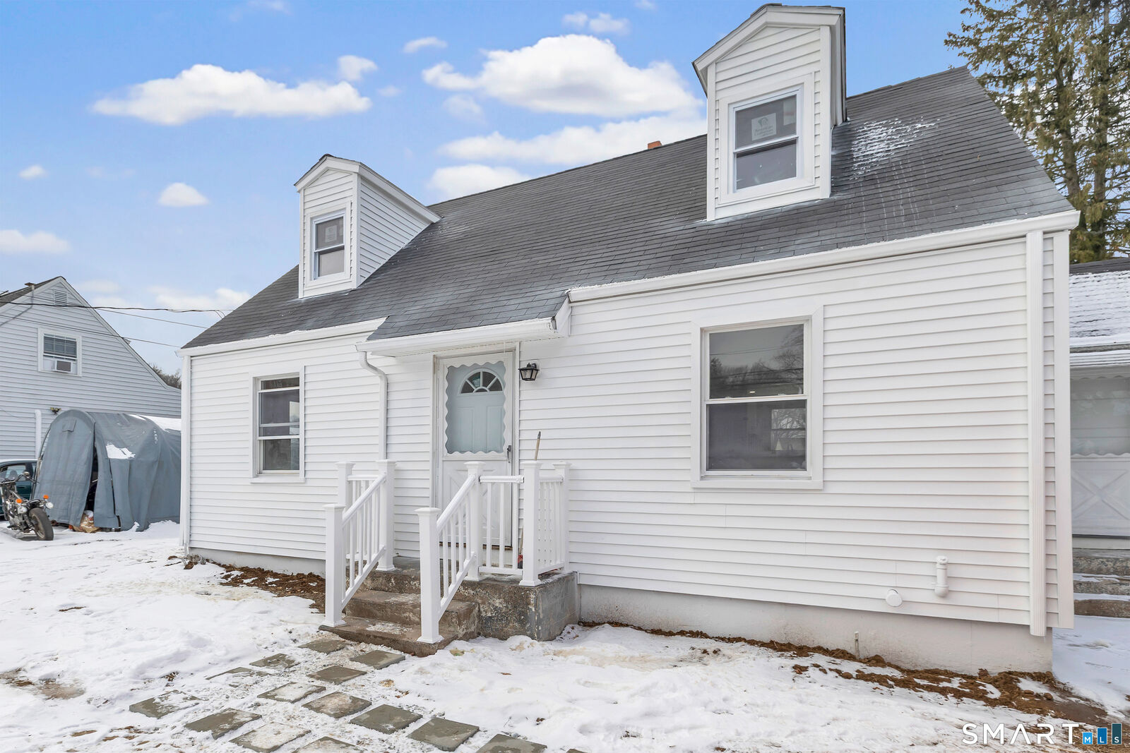 Property Photo: 8 River Road CT 06512