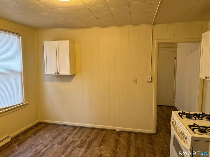 Property Photo:  282 Front Avenue  CT 06516 