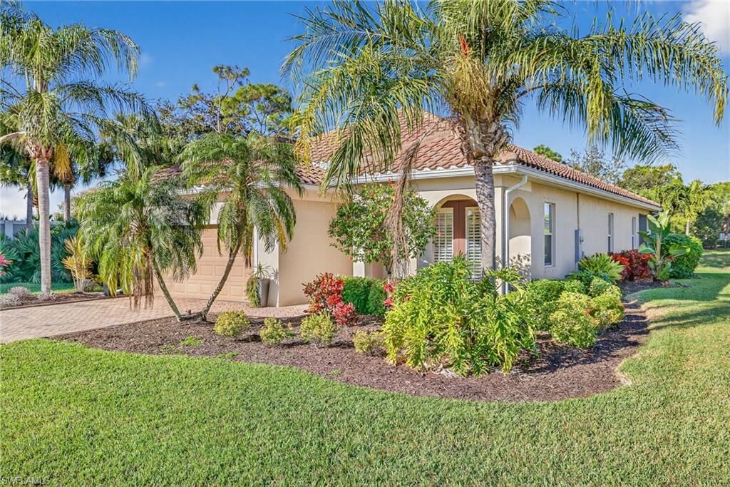 Property Photo: 11126 Laughton Cir FL 33913
