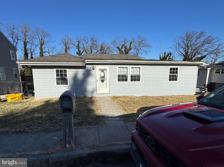 Property Photo:  312 Elizabeth Avenue  MD 21225 