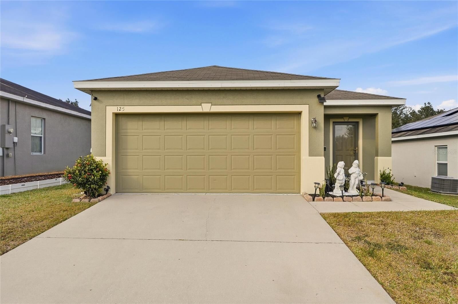 Property Photo:  125 Tanager Street  FL 33844 