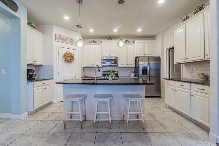 Property Photo:  9071 Pleasant Woods Drive  FL 34637 