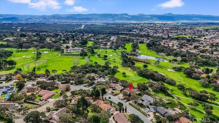 Property Photo:  372 Oak Hill  CA 93436 