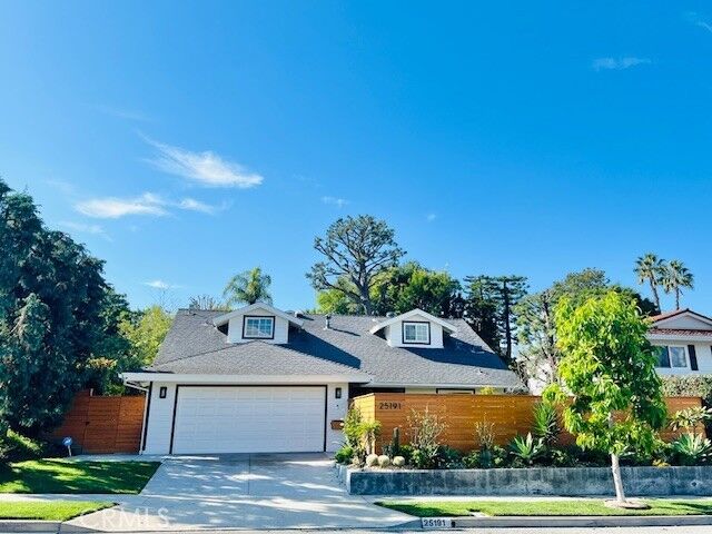 Property Photo:  25191 Ericson  CA 92653 