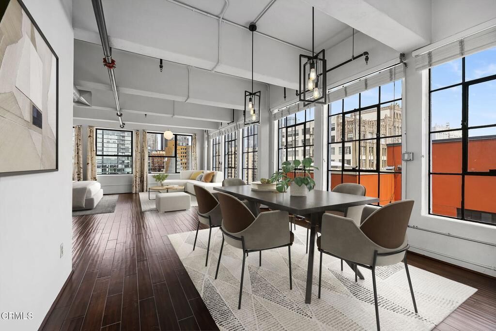 Property Photo:  746 S Los Angeles Street 1001  CA 90014 