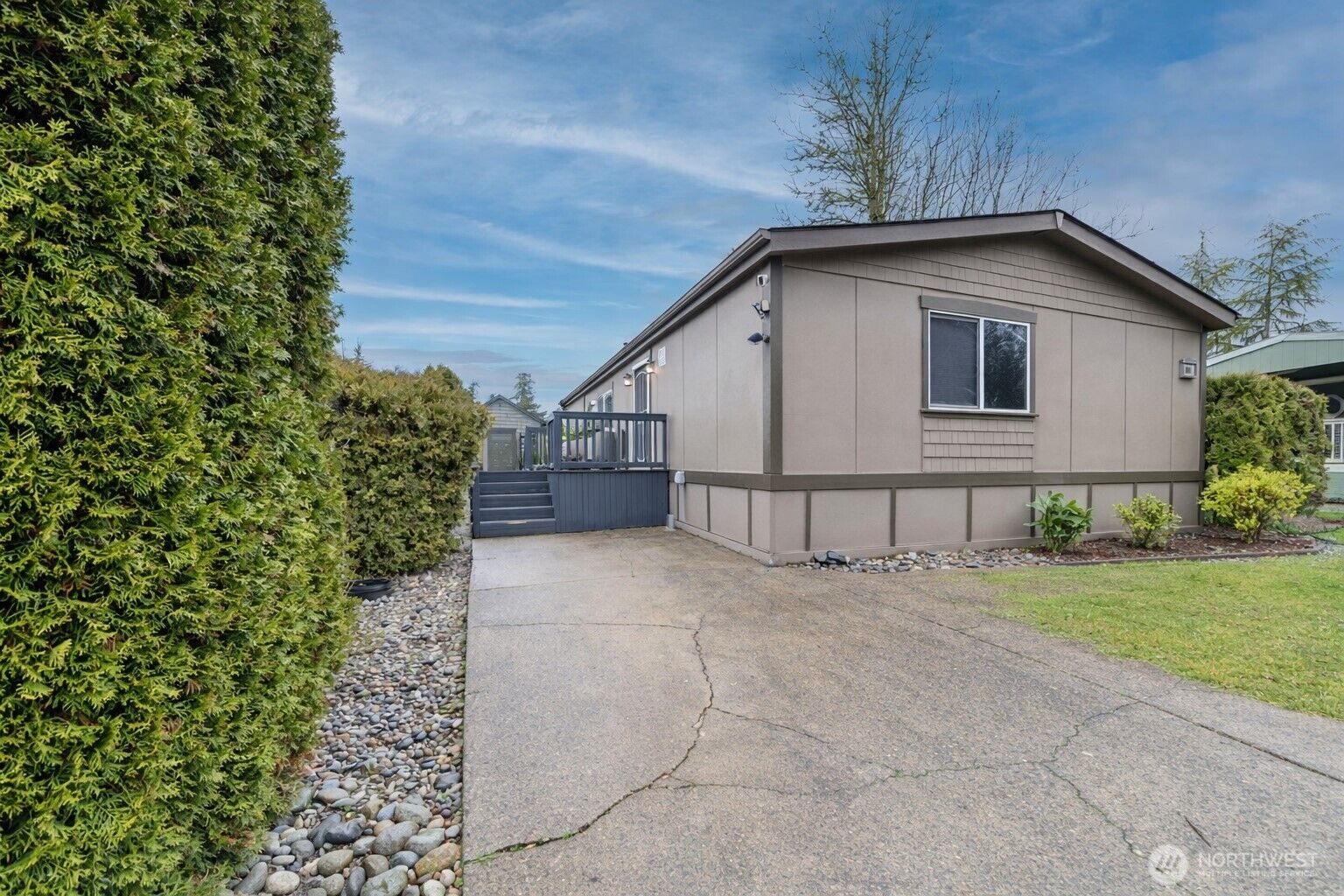 Property Photo:  31600  126th Avenue SE 86  WA 98092 