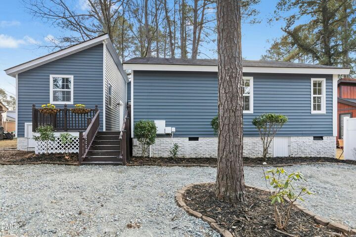 Property Photo: 437 Windy Beach NC 27332