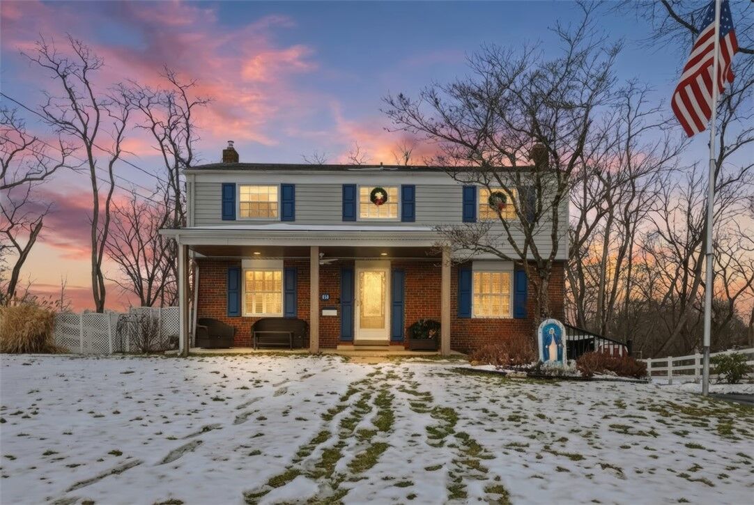 Property Photo:  650 Galway Dr  PA 15102 