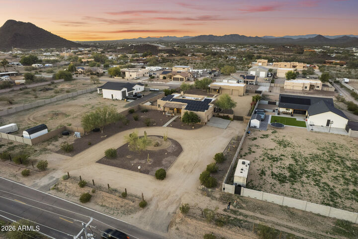Property Photo:  14526 W Jomax Road  AZ 85387 